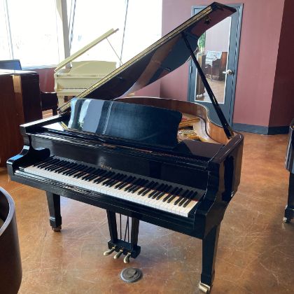 /pianos/used-inventory/pre-owned-grand-pianos/petrof-534143
