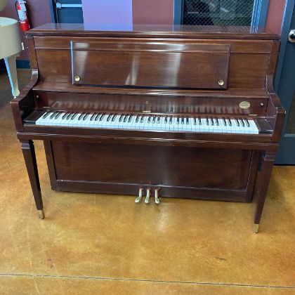 /pianos/used-inventory/pre-owned-steinway-pianos/steinway-sheraton-556894